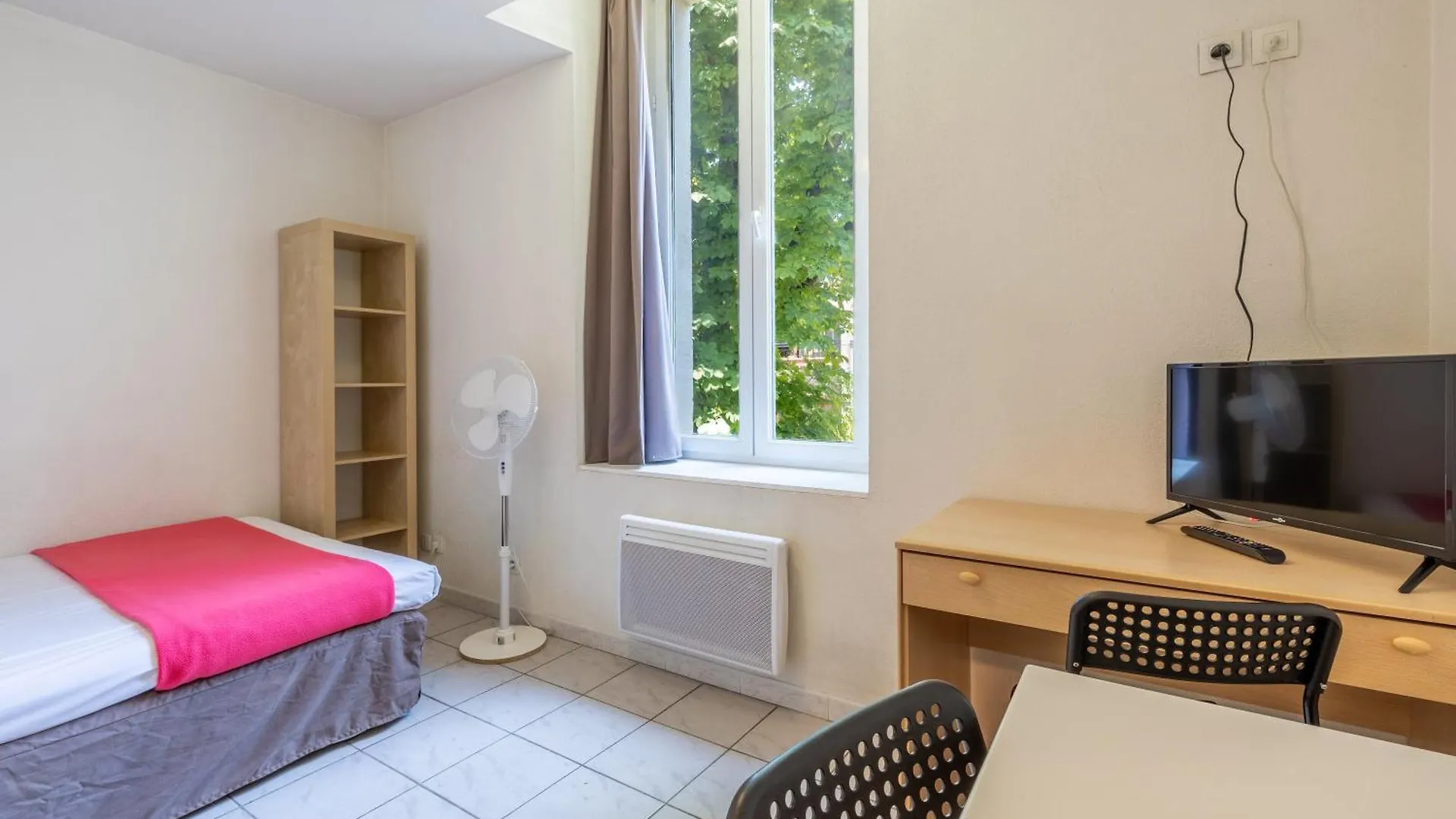 Résidence Les Cordeliers Aviñón Apartahotel
