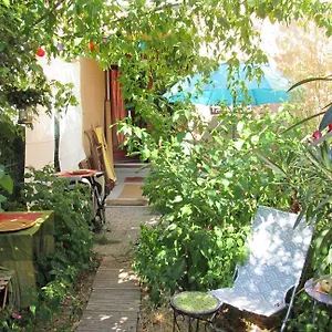  Appartement Joli Avec Jardinet